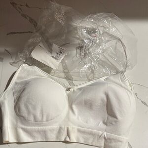 Breezies Sz Lg White Women's Bra